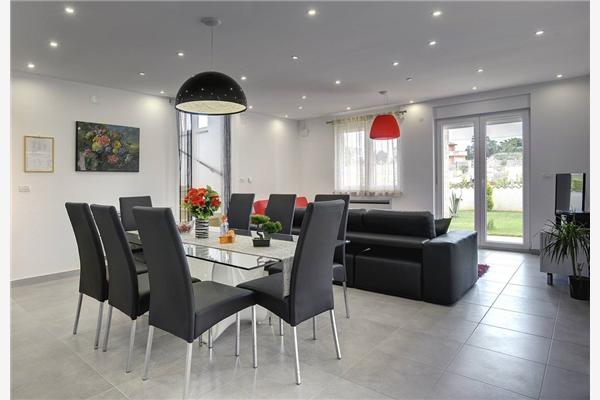 House K1, for 8 persons