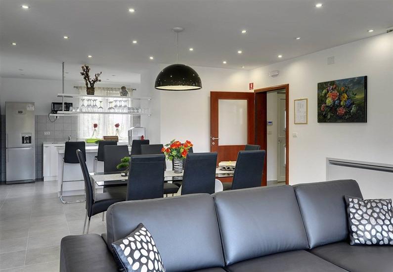 House K1, for 8 persons