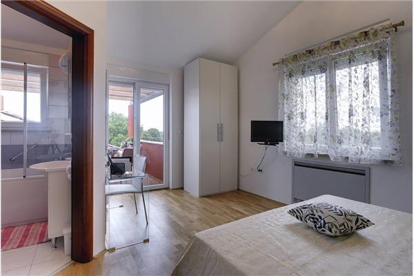 House K1, for 8 persons