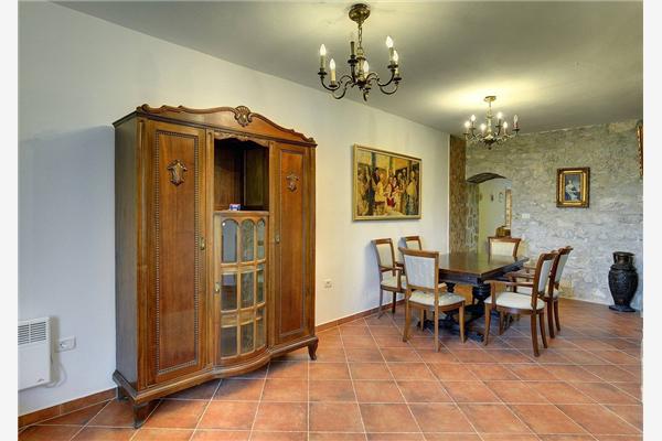 House K1, for 16 persons