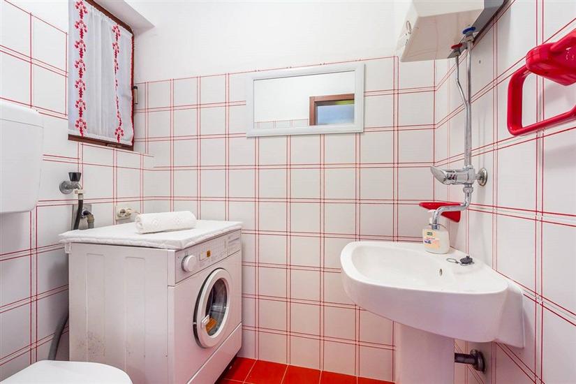 Hiša K1, na 6 osebe