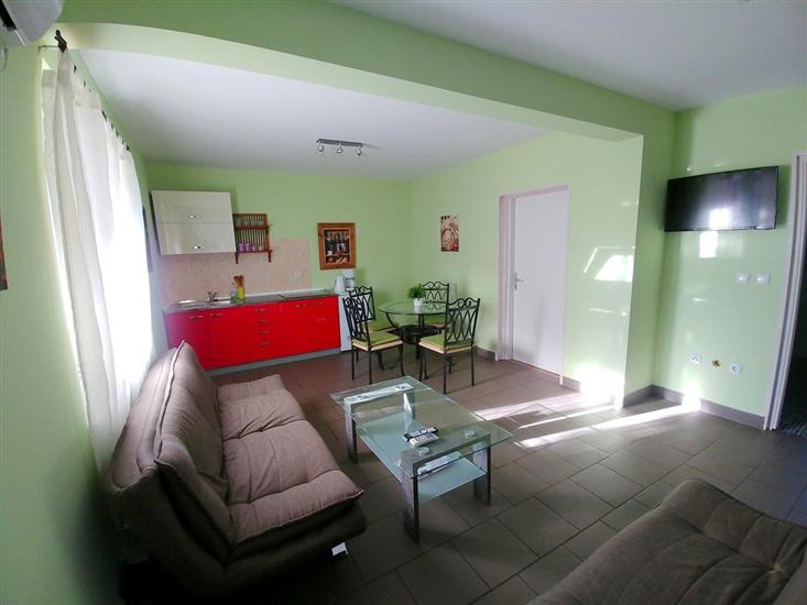 Apartment A1, for 6 persons