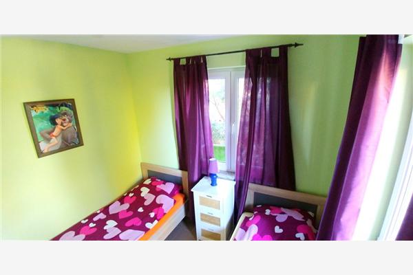 Apartment A1, for 6 persons