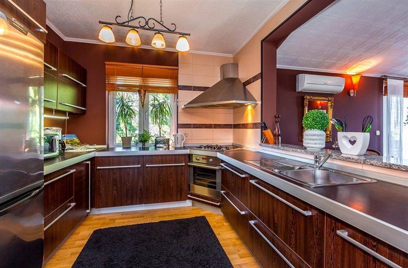 Apartment A5, for 5 persons