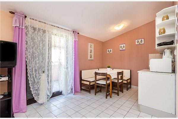 Apartment A2, for 4 persons