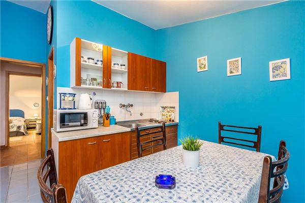 Apartment A3, for 6 persons