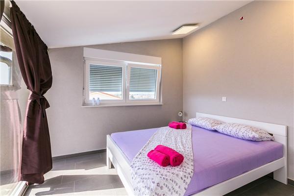 Apartment A2, for 5 persons