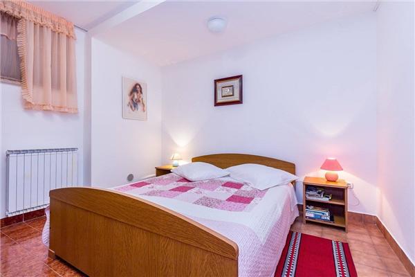 Apartment A1, for 6 persons