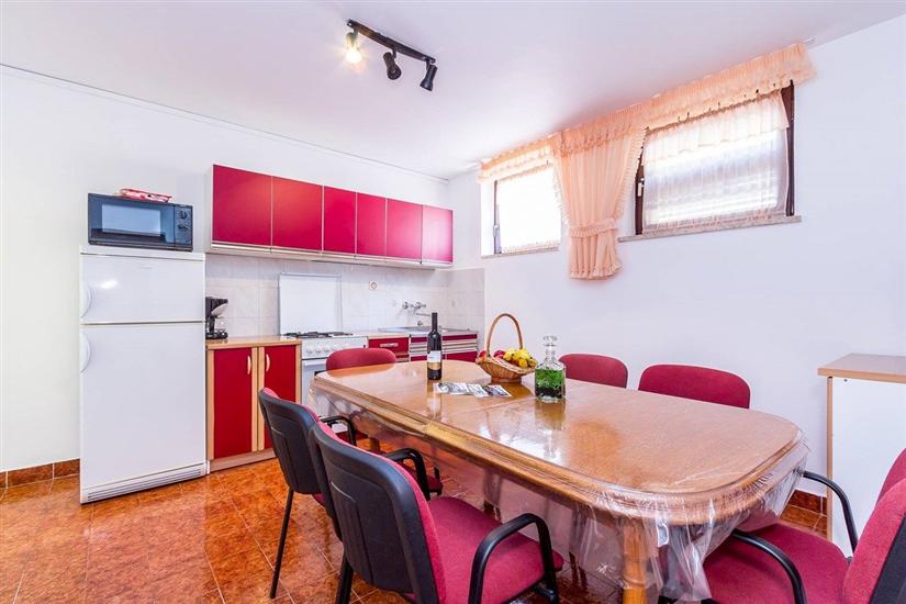 Apartment A1, for 6 persons