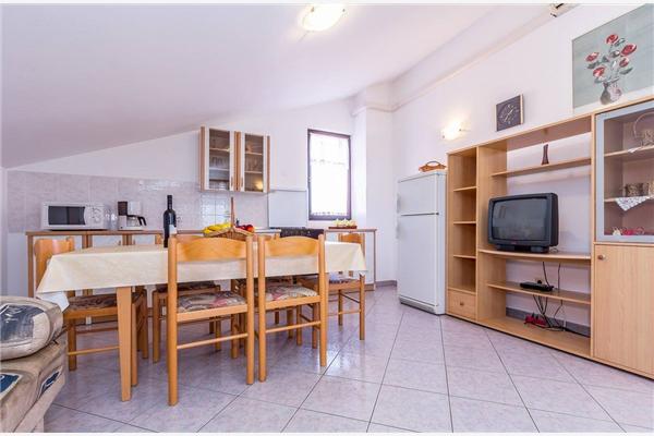 Apartment A3, for 5 persons