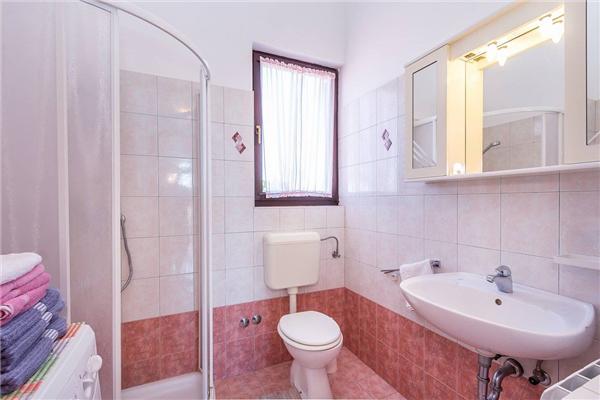 Apartment A3, for 5 persons