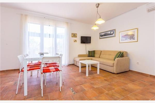 Apartment A1, for 6 persons
