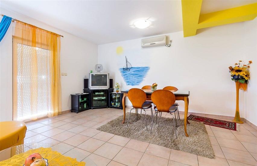 Apartment A1, for 3 persons