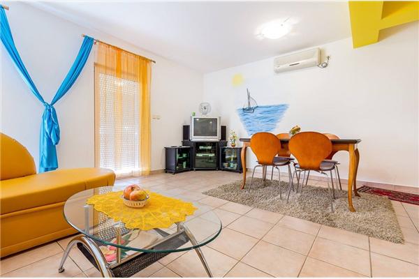 Apartment A1, for 3 persons