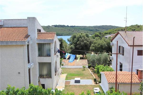 House K1, for 12 persons