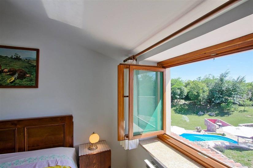 House K1, for 15 persons