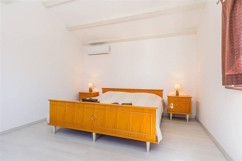 House K1, for 5 persons