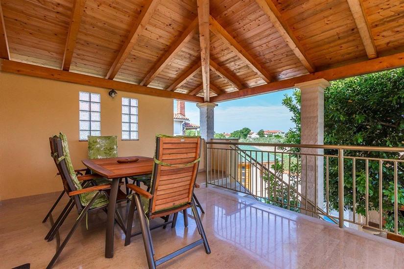 House K1, for 12 persons