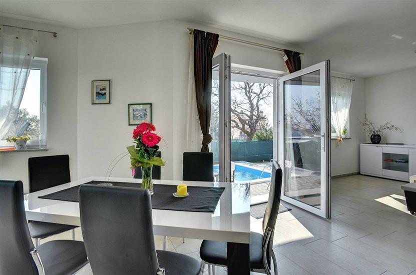 House K1, for 8 persons