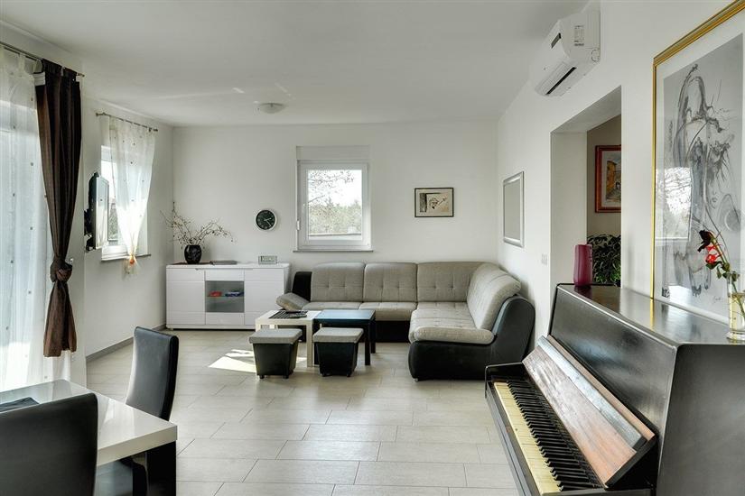 House K1, for 8 persons