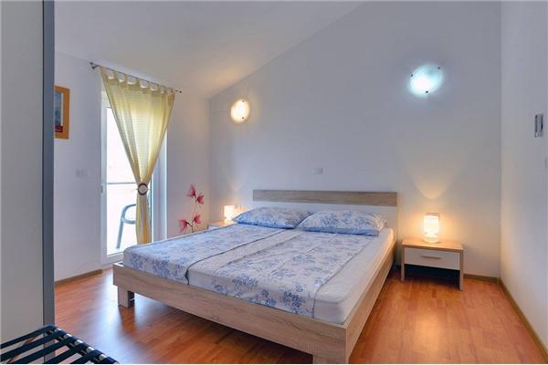 House K1, for 8 persons