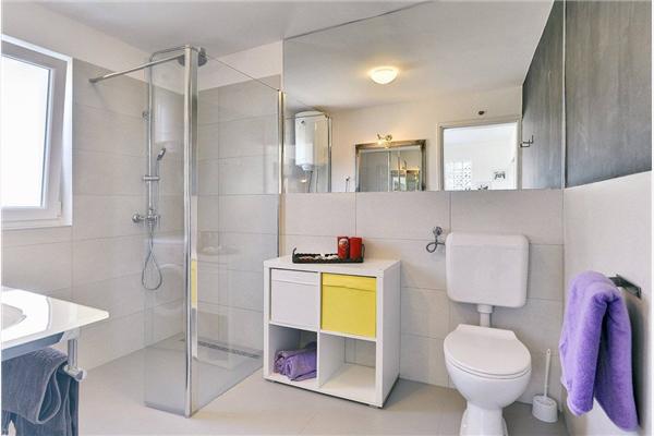 House K1, for 8 persons