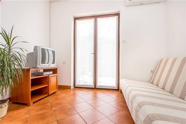 Apartment A2, for 3 persons