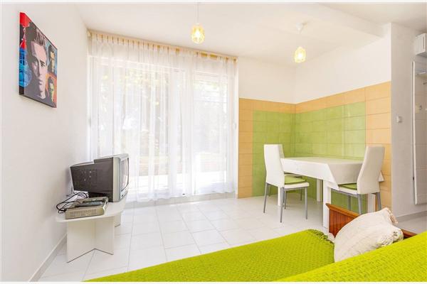 Apartment A2, for 3 persons