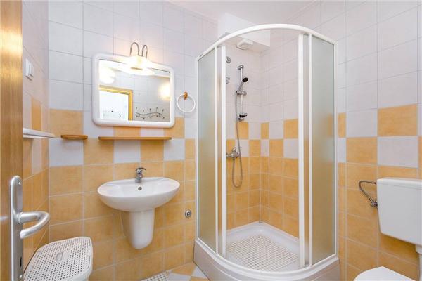 Apartment A2, for 3 persons