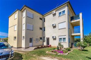 Apartment - Valbandon