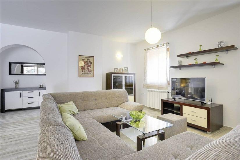 House K1, for 8 persons