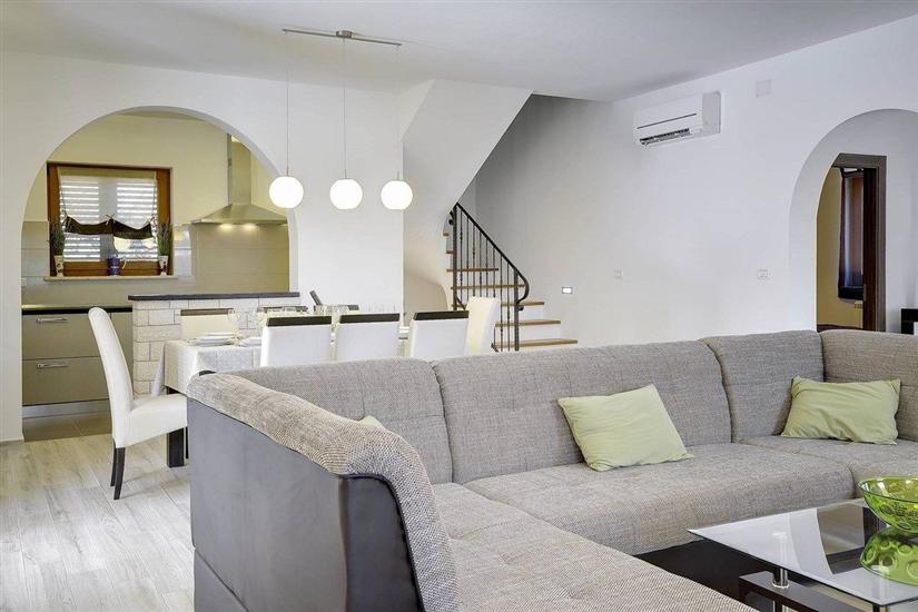 House K1, for 8 persons