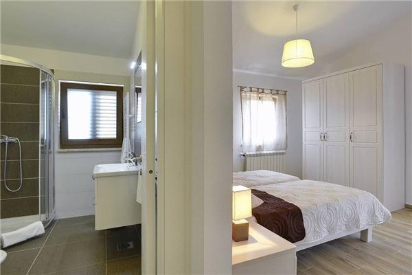 House K1, for 8 persons