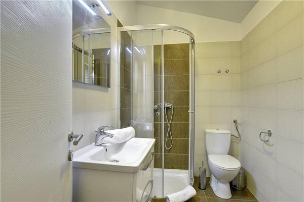 House K1, for 8 persons