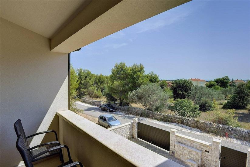 House K1, for 8 persons