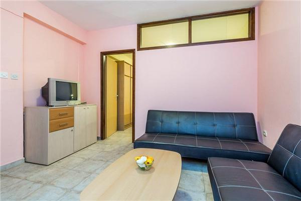 Apartment A3, for 6 persons