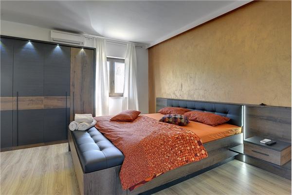 House K1, for 8 persons