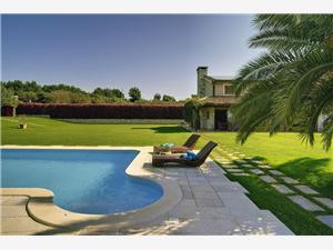 Villa Blue Istria,BookFlowersFrom 565 €