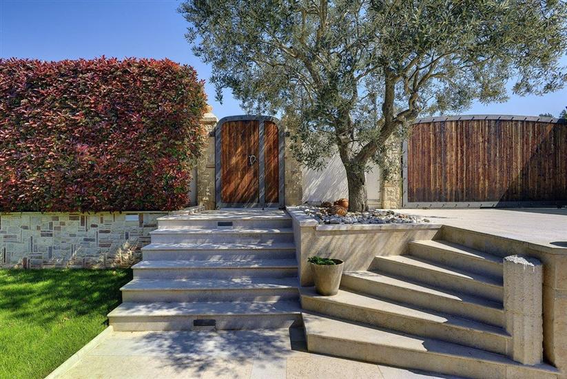 Vila Villa Sunny Flowers