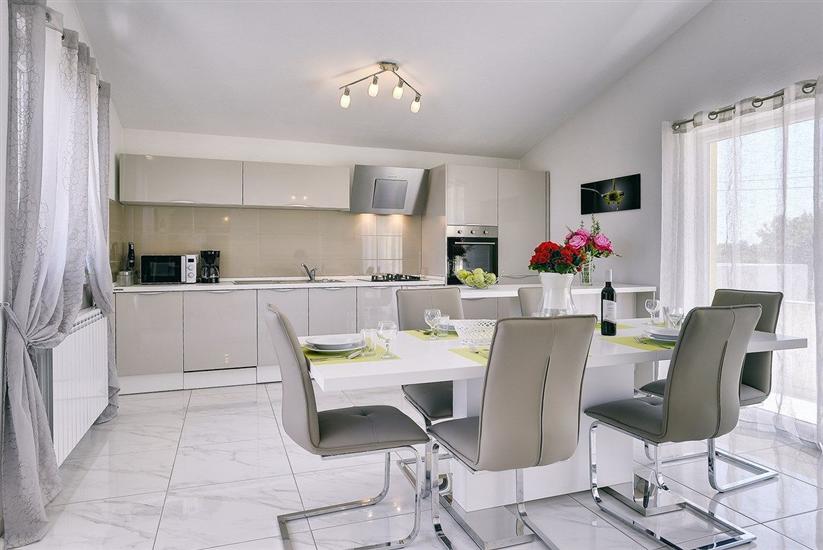 House K1, for 5 persons