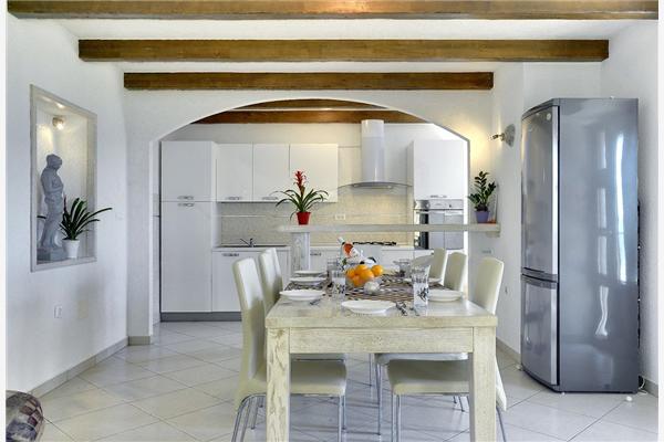 House K1, for 10 persons