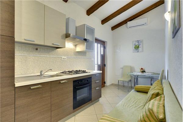 House K1, for 10 persons