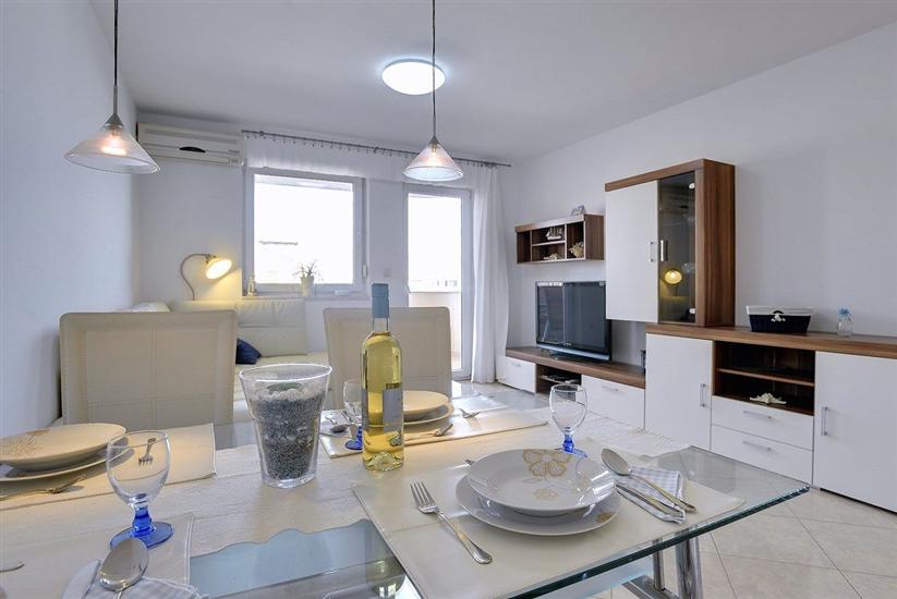 Apartment A1, for 4 persons