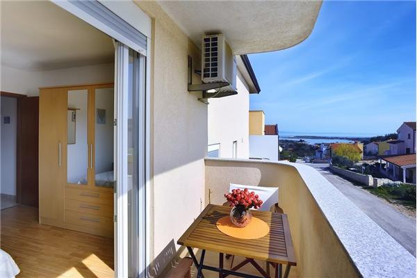 Apartment A1, for 4 persons