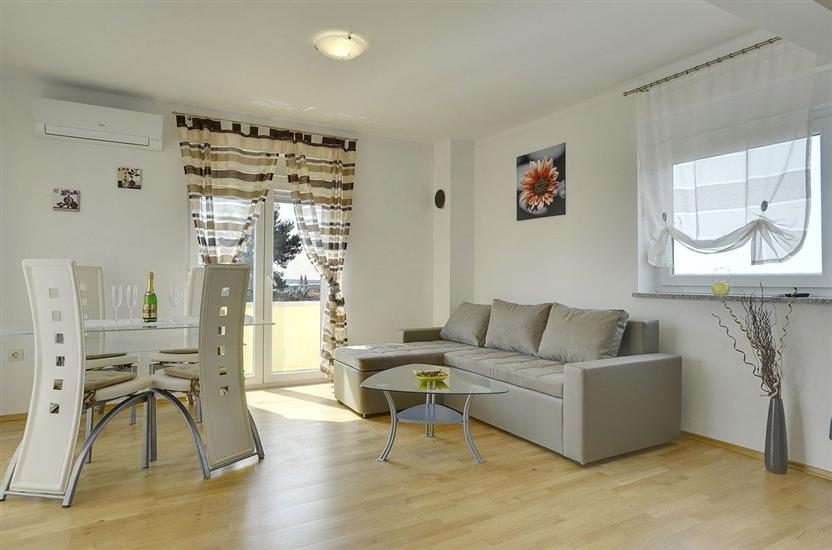 Apartment A5, for 4 persons