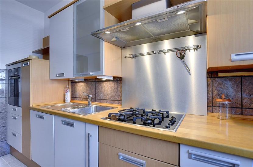 House K1, for 10 persons