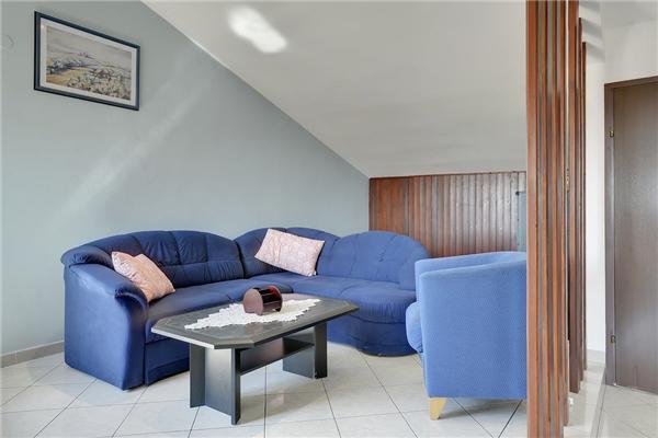 House K1, for 10 persons