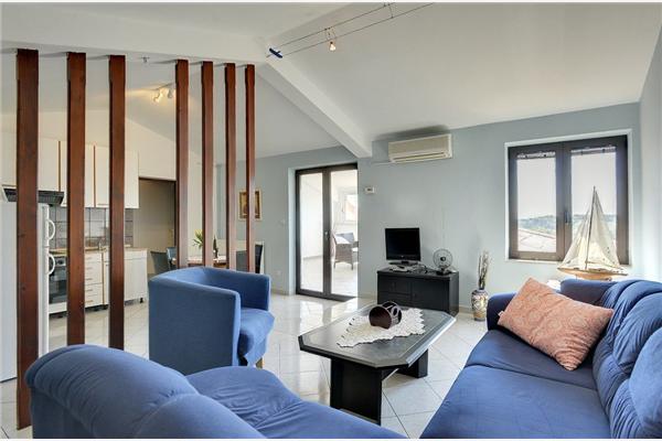 House K1, for 10 persons