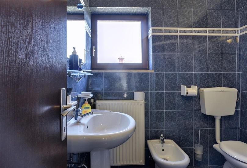 House K1, for 10 persons