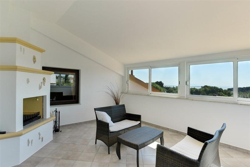 House K1, for 10 persons